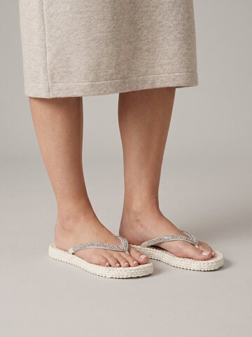 ILSE JACOBSEN T-Bar Sandals in Beige: front