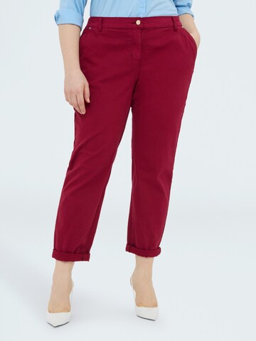Fiorella Rubino Regular Pants in Red