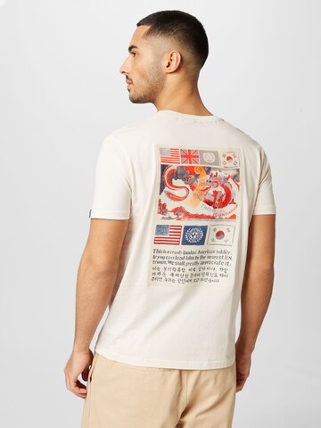 Tricou de la ALPHA INDUSTRIES pe alb: față