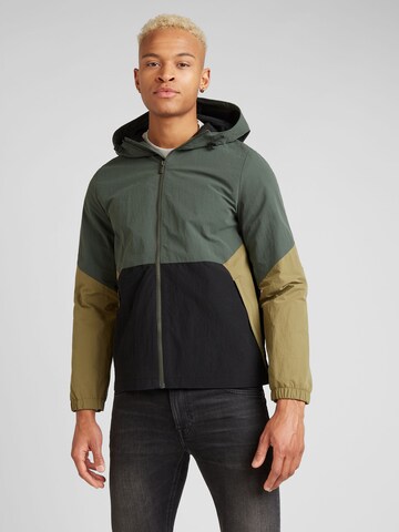 QS Between-season jacket in Green: front