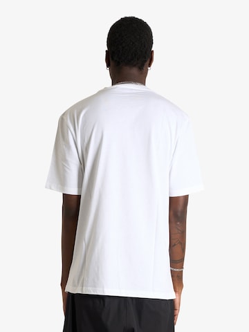 T-Shirt LOW BRAND en blanc