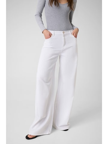 GUESS Wide Leg Jeans in Weiß: Vorderseite