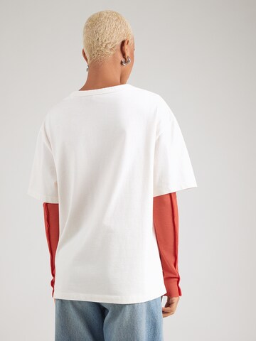 LEVI'S ® Υπερμέγεθες μπλουζάκι 'TABOR' σε λευκό