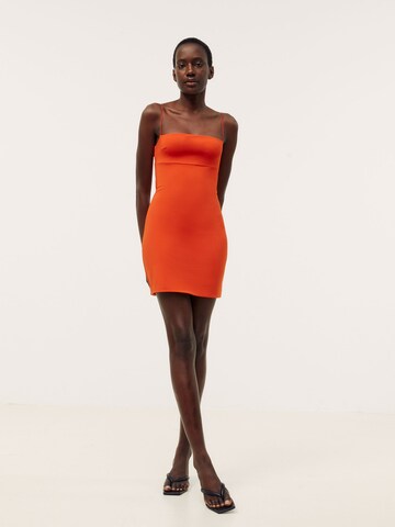 Kendall for ABOUT YOU - Vestido 'May' em laranja