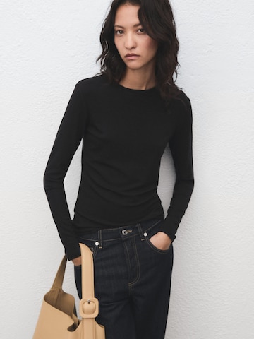Tricou 'SECONDCA' de la MANGO pe negru: față