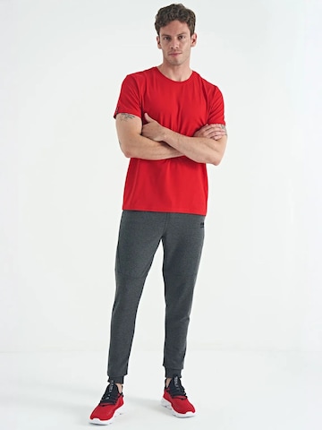 T-Shirt Tommy Life en rouge