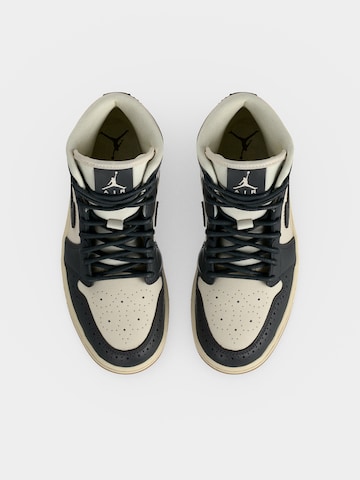 Jordan Visoke superge 'Air Jordan 1 Mid SE' | črna barva