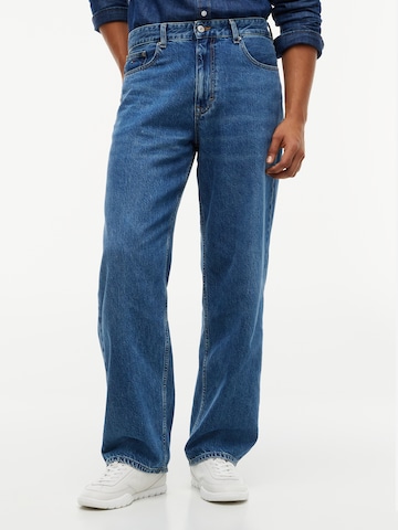 Tommy JeansLoosefit Traperice 'JAIMIE' - plava boja: prednji dio