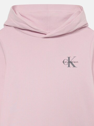Calvin Klein Pullover in Pink