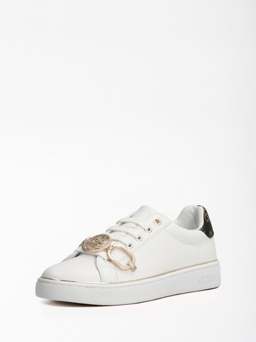 Sneaker low de la GUESS pe alb