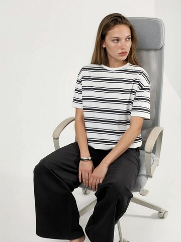 Hiccup Shirt in White