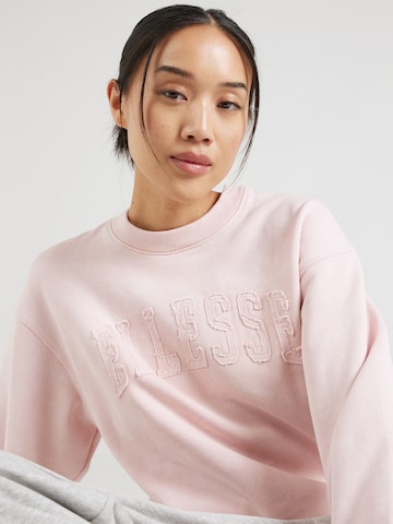 ELLESSE Sweatshirt 'Ilena' i rosa
