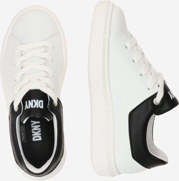 Sneaker di DKNY in bianco