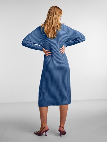 YAS Knitted dress 'YASMavi' in Blue