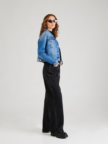 Tommy Jeans Between-season jacket 'Izzie' in Blue