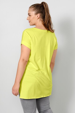 T-shirt Janet & Joyce en jaune