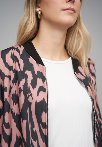 Cloud5ive Between-season jacket in Pink