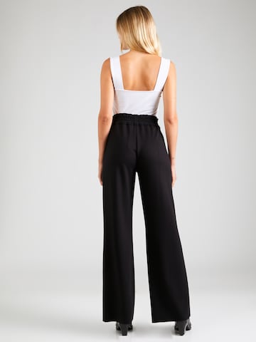 Herrlicher Wide leg Trousers with creases in Black