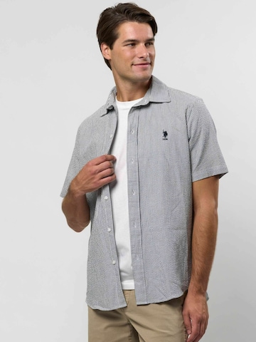 U.S. POLO ASSN. Pohodlné nošení Košile ' Charli Shirt ' – modrá: přední strana