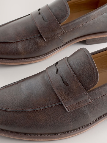 Chaussure basse Next en marron