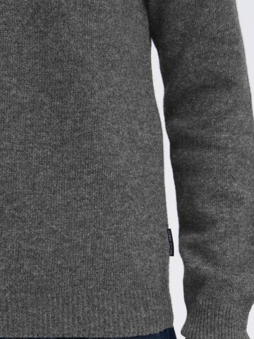 Casual Friday - Pullover 'KARL' em cinzento
