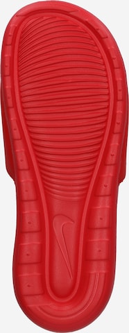 Flip-flops 'VICTORI ONE SLIDE' de la Nike Sportswear pe roșu