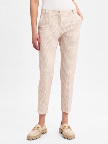 BRAX Regular Broek ' Maron S' in Beige: voorkant
