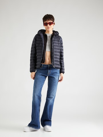 TOMMY HILFIGER Jacke in Blau