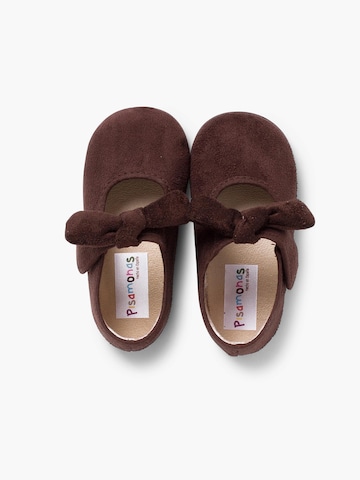 Chaussure basse Pisamonas en marron