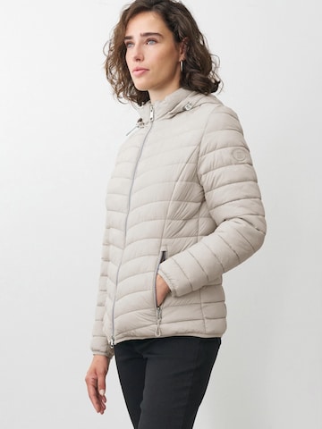 ONUA Between-Season Jacket 'Daylight' in Beige