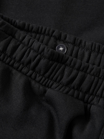 NAME IT Tapered Παντελόνι 'NKNCHARLIE' σε μαύρο: μπροστά