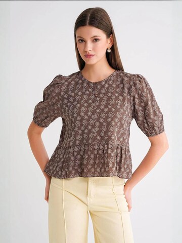 MixRay - Blusa em castanho