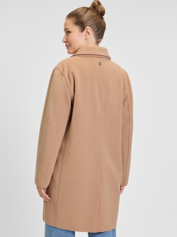Covered Between-seasons coat in Beige