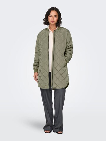 Manteau mi-saison 'JESSICA' ONLY en vert
