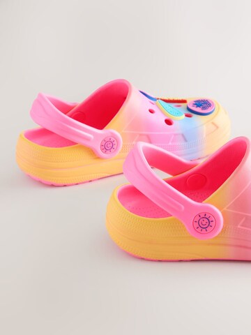 Next Сандали в пъстро