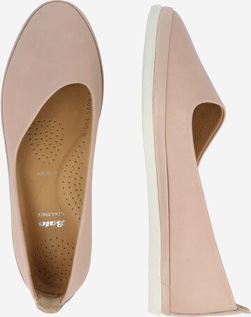 Ballerines Bata en beige