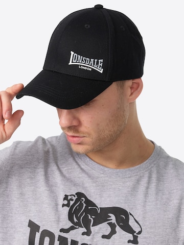 Casquette de sport 'ENVILLE' LONSDALE en noir : devant