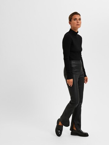 Regular Pantalon 'Berit' SELECTED FEMME en noir