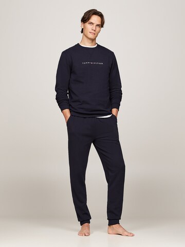 TOMMY HILFIGER Sweatshirt in Black