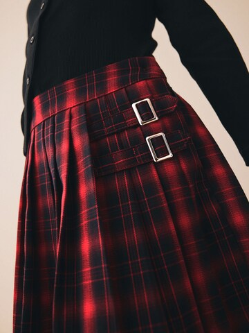 Next Seelik, värv punane