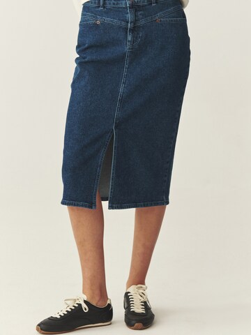 TATUUM Kjol i blå: framsida