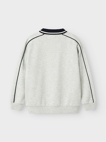 Sweat 'NKMKRIS' NAME IT en gris