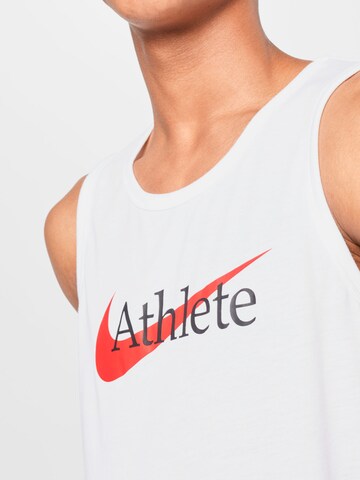 NIKE - Camiseta funcional en blanco