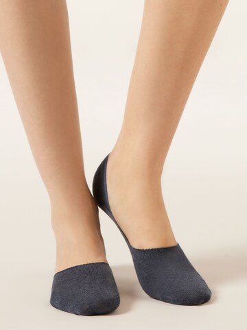 CALZEDONIA Ankle Socks in Blue: front
