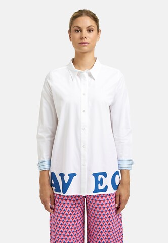 Smith&Soul Blouse in Blue: front