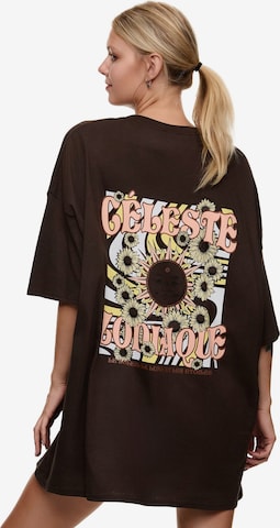 Worldclassca Oversized Shirt in Brown: front