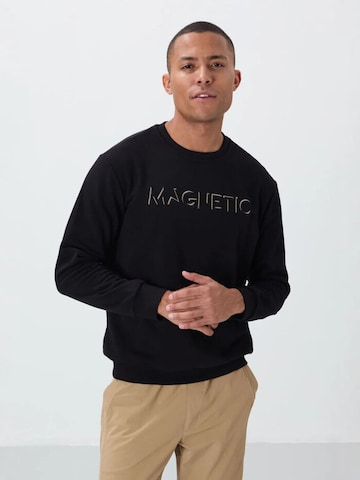 Tommy Life Sweatshirt in Zwart: voorkant