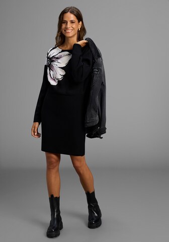LAURA SCOTT Dress in Black