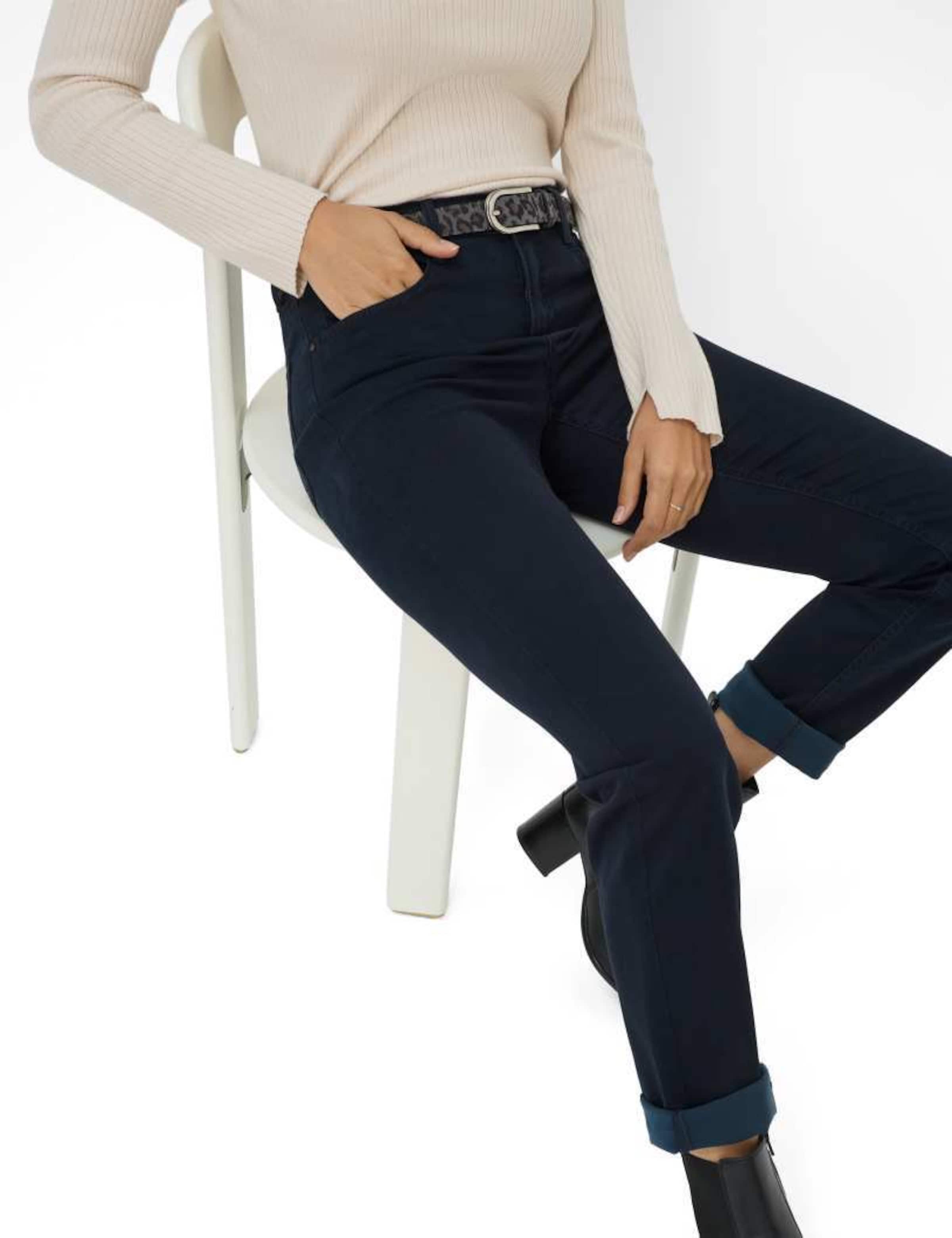 BRAX Regular Jeans ' Carola ' in Blue: front