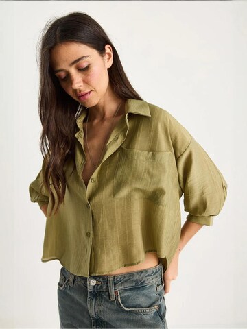 Bianco Lucci Blouse in Green